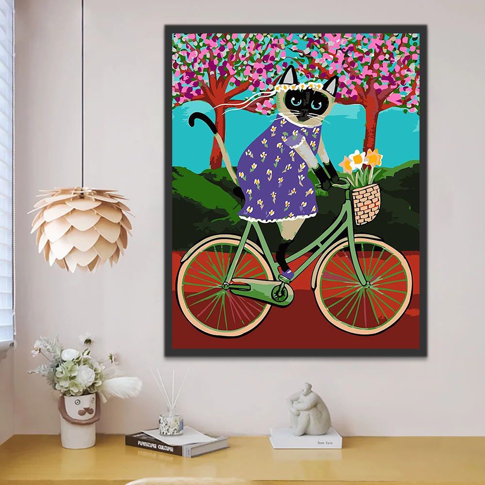 Chat Siamois en Robe Fleurie Faisant du Vélo Peinture par Numéros