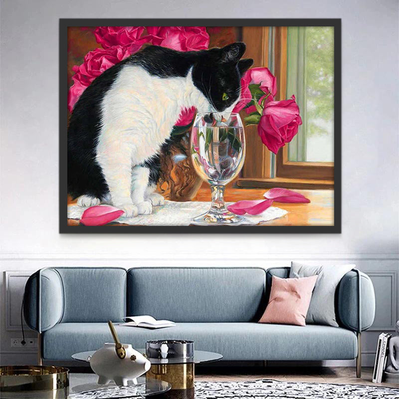 Chat Buvant de l'Eau dans un Verre de Vin Rouge Peinture par Numéros