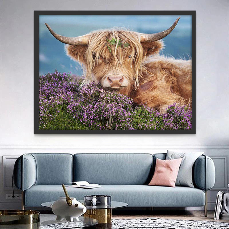 Highland parmi des Fleurs Peinture par Numéros